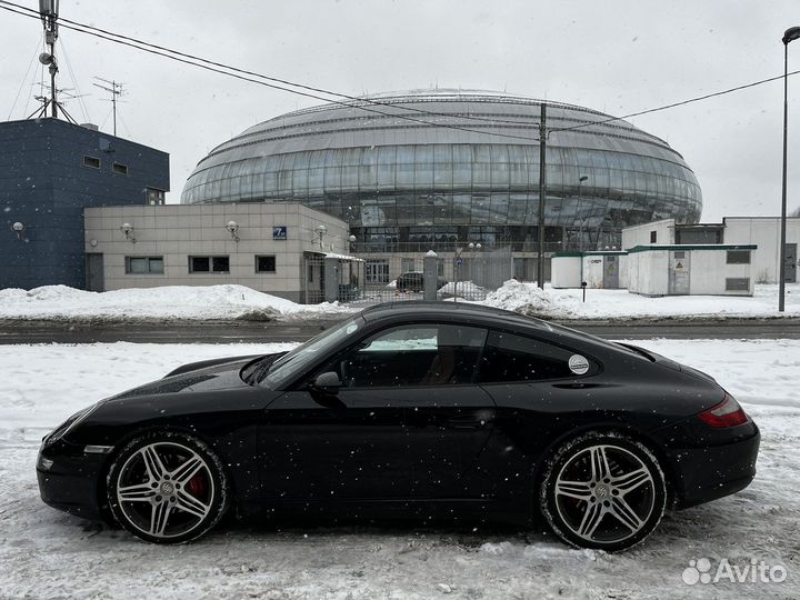 Pirelli Winter Sottozero 240 Serie II 235/35 R19 и 295/30 R19 87Y