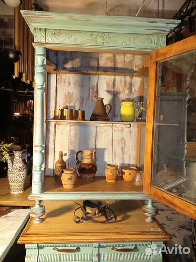 Антикварный буфет