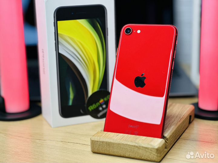 iPhone SE (2020), 64 ГБ