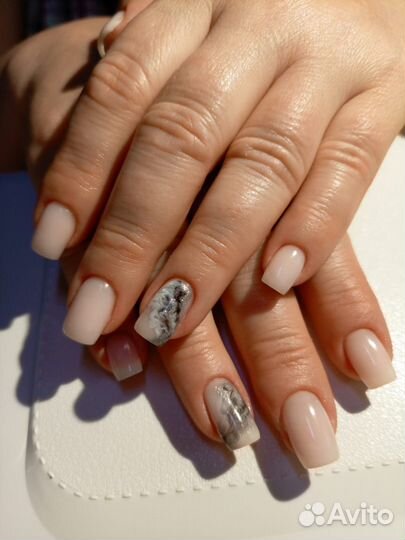 Маникюр на дому