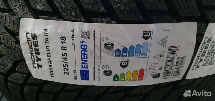Nokian Tyres Hakkapeliitta R3 225/45 R18