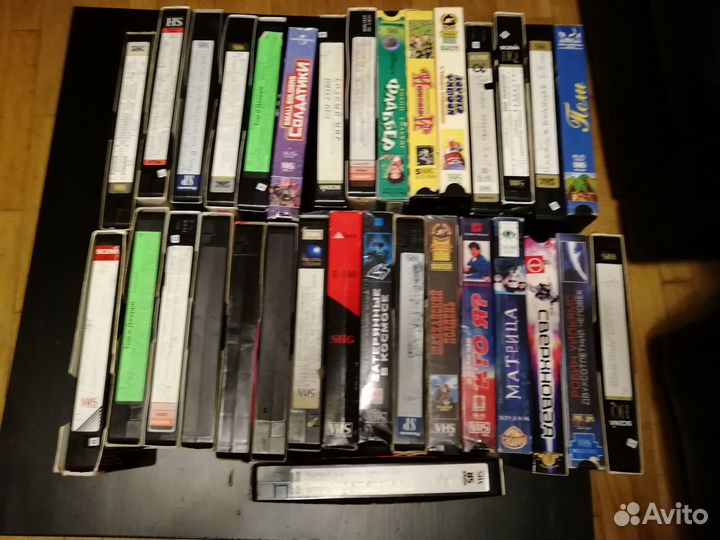 Видео кассеты VHS 32 шт