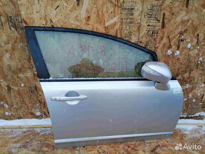 Дверь передняя правая Honda Civic FD1