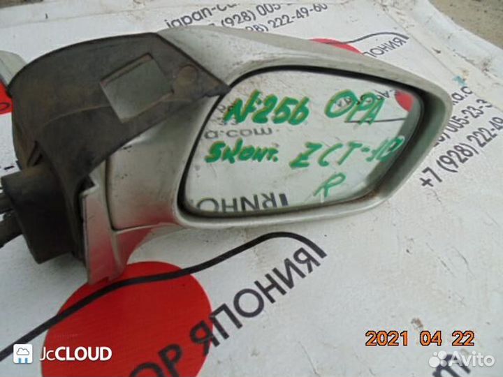 Зеркало на toyota OPA ZCT10