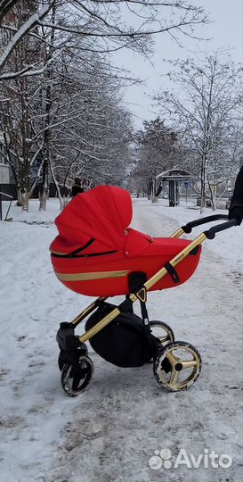 Продам детскую коляску