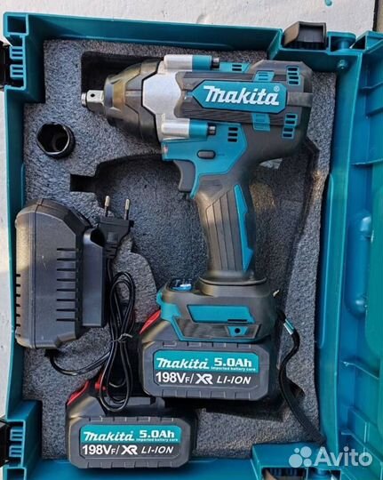 Аккумуляторный гайковерт Makita 800 н.м. (Арт.2040