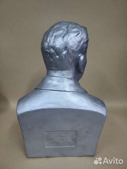 Бюст Сталина. 1938г. Старая Гжель