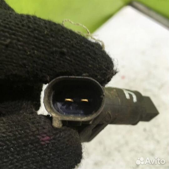 Датчик ABS передний правый Фольксваген Гольф 3 В