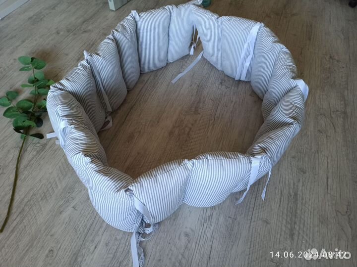 Бортики в кроватку