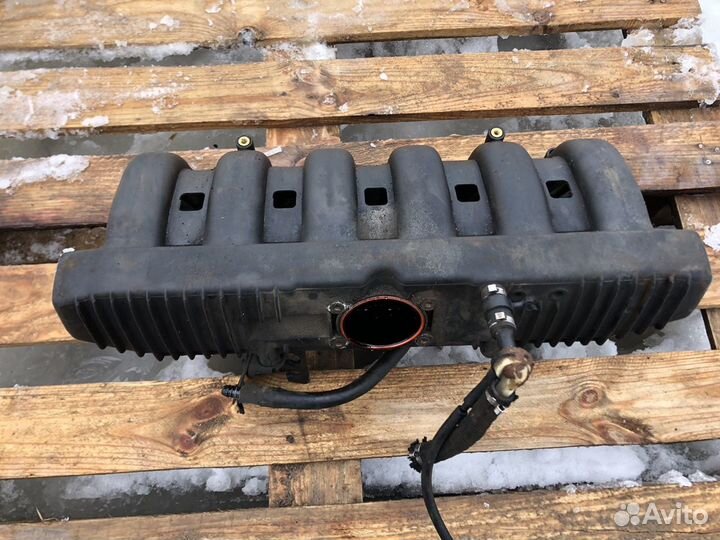 Впускной коллектор bmw e34 e36 m50b20