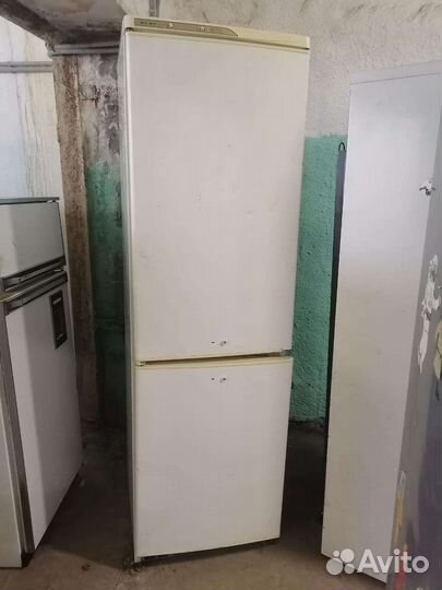 Холодильник Стинол