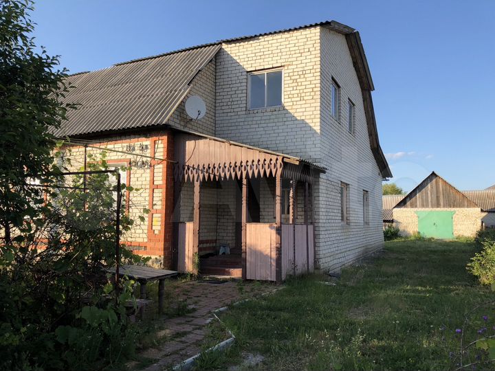 Таунхаус 142 м² на участке 10 сот.