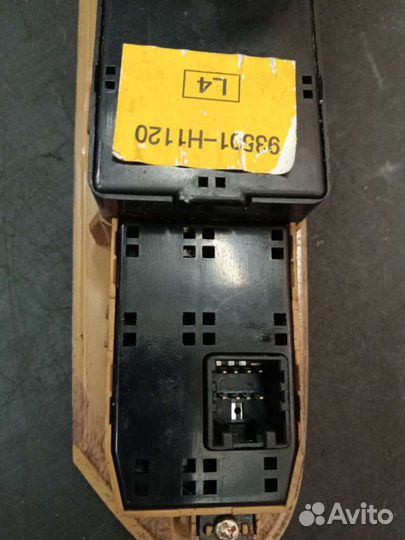 Блок управления стеклоподъемниками Hyundai Terraca