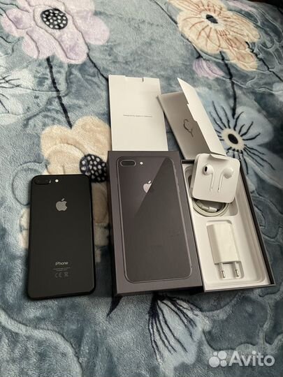 iPhone 8 Plus, 64 ГБ