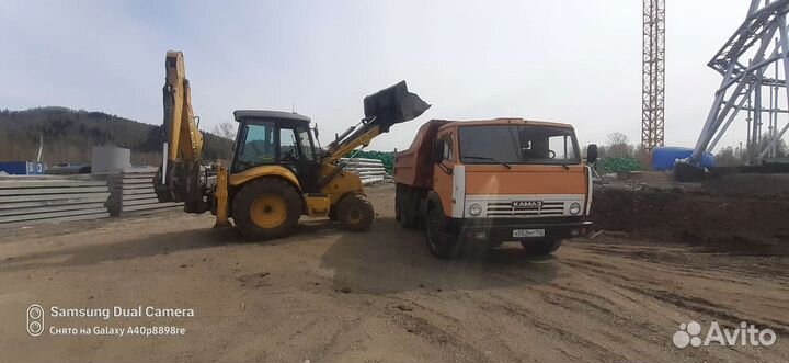 Услуги трактора экскаватора