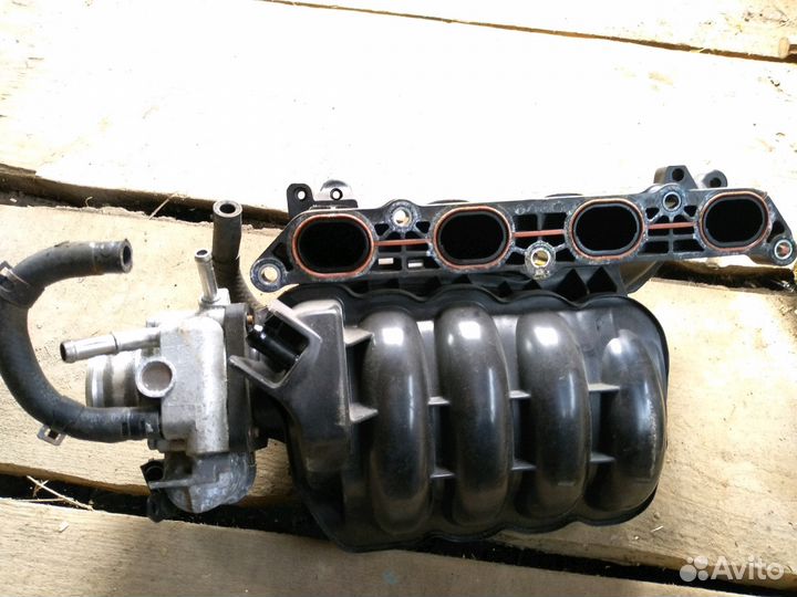 Электронная дросельная заслонка и впускной коллек