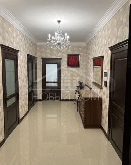 3-к. квартира, 86 м², 2/8 эт.