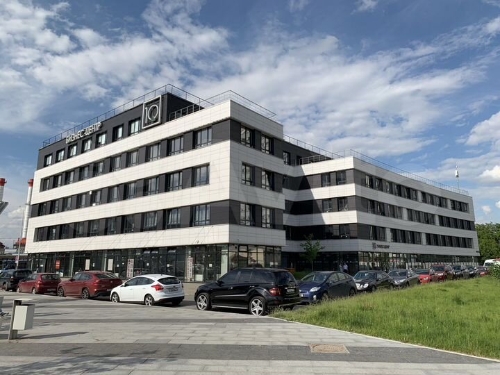 Офис, магазин, ателье, салон, парикмахерск 57.4 м²