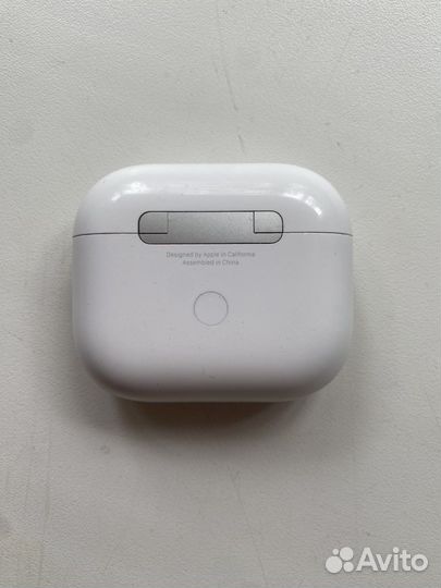 Кейс Apple AirPods 3-го поколения