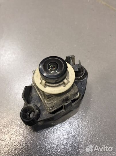 Камера в зеркало мерседес W213 W222 W238 W257