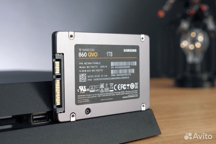 SSD Samsung 870 QVO 1 тб SATA MZ-77Q1T0BW Новый