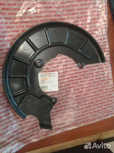 Щиток переднего тормозного диска левый для VAG