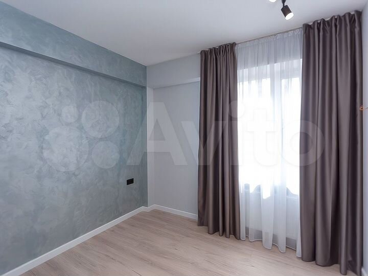 2-к. квартира, 54 м², 3/6 эт.