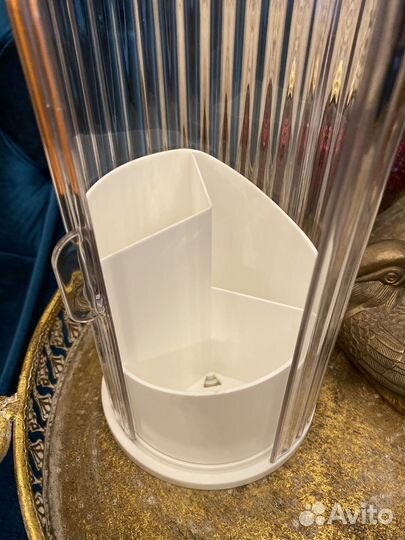 Органайзер для кистей и косметики