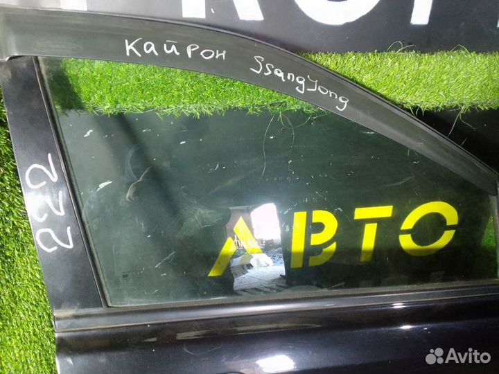 Стекло двери передней правой SsangYong Kyron