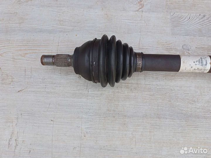 Привод Левый Citroen C3 C4 DS4 Peugeot 207 308