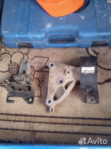 Опора двигателя Рено Логан 2 левая