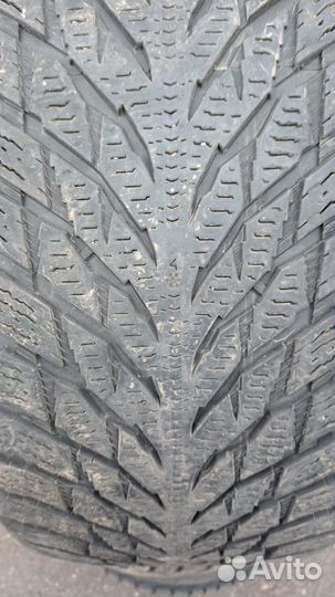 Nokian Tyres Hakkapeliitta R3 SUV 275/45 R20