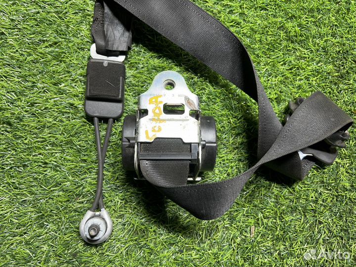 Ремень безопасности Opel Corsa D