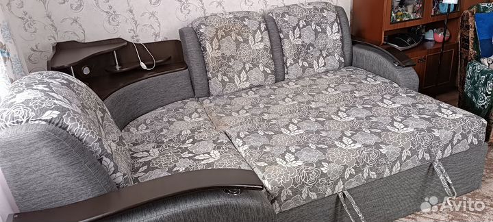 Угловой диван б/у