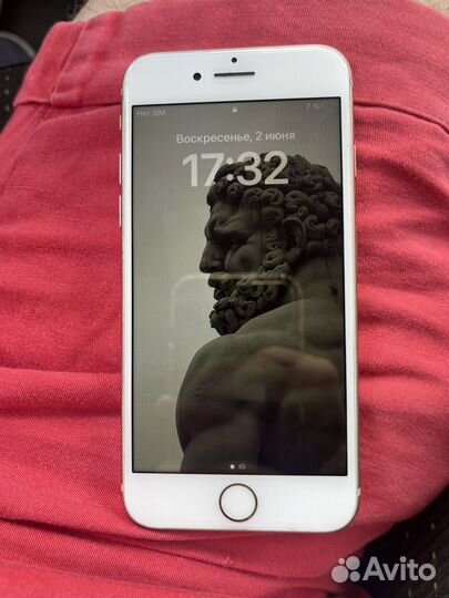 iPhone 8, 64 ГБ