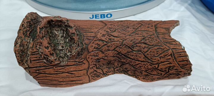 Украшения для аквариума: зАмок, осьминоги, бревно