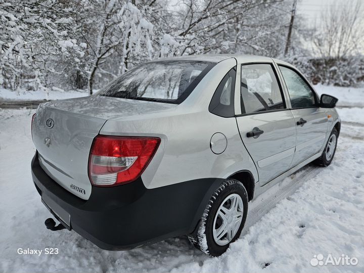 LADA Granta 1.6 МТ, 2012, 280 000 км