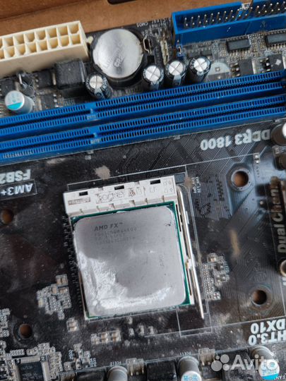 Материнская плата с процессором am3+