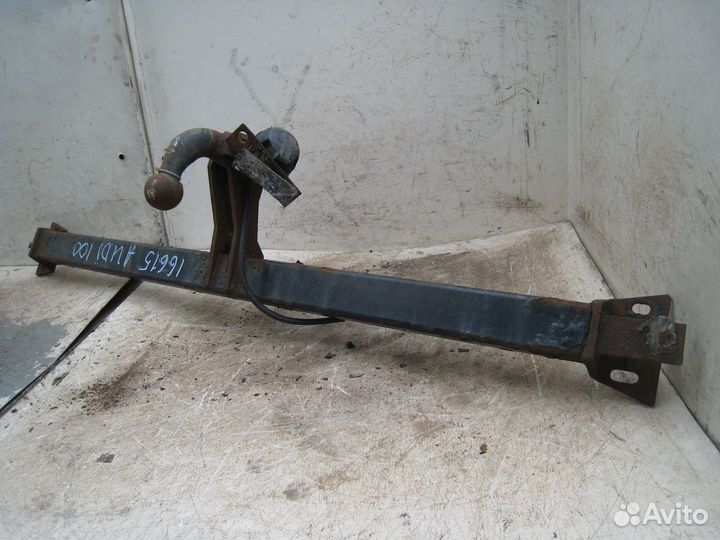 Фаркоп Ауди 100 1988г 1.8л 40кВт бензин седан МКПП