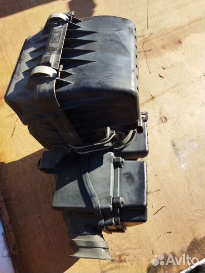 Корпус воздушного фильтра Honda Freed GB3 L15A