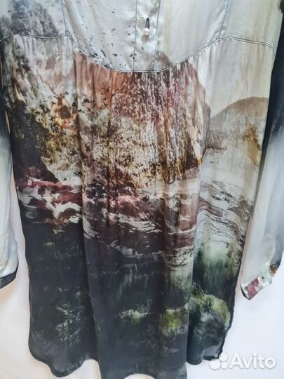 Платье шелковое 42