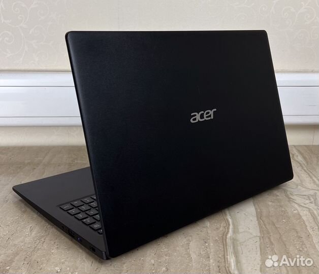 Ультрабук Acer Extensa EX215 (AMD A4 9120E/ 12 гб)