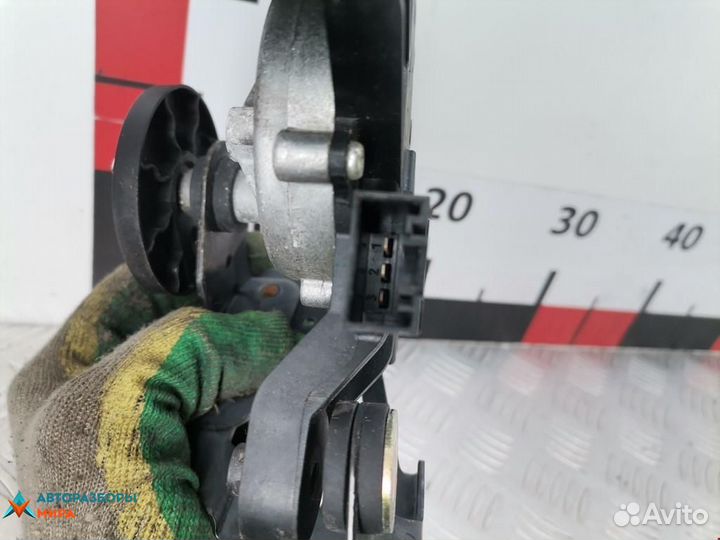 Моторчик заднего стеклоочистителя (дворника) BMW 5