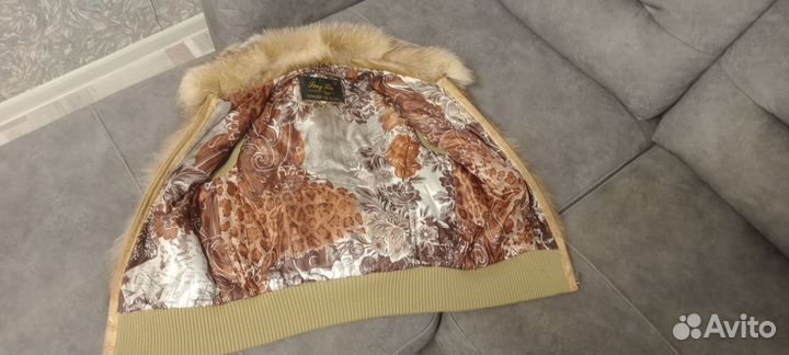 Меховая жилетка лиса