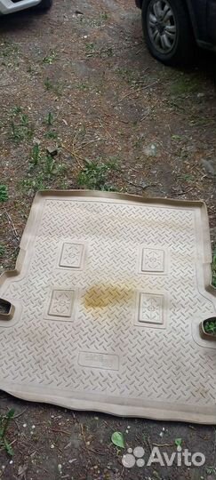 Автомобильные коврики резиновые