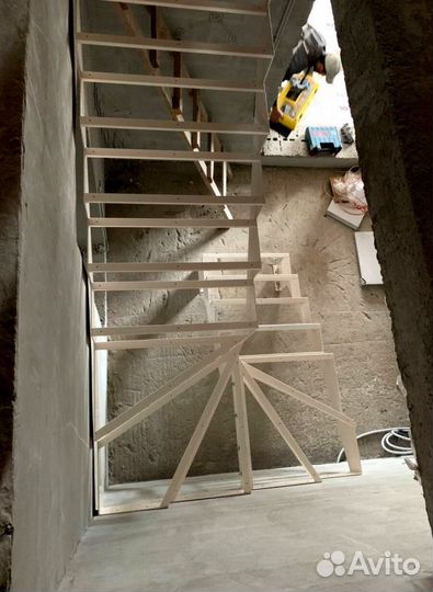 Лестница в дом. Заключаем договор