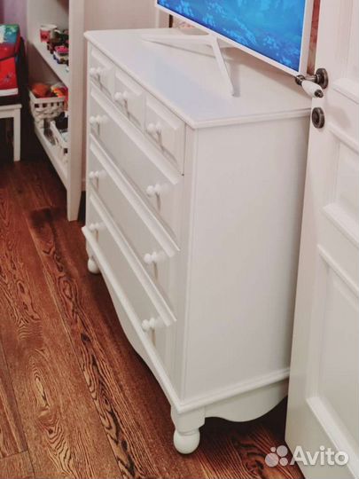 Комод белый