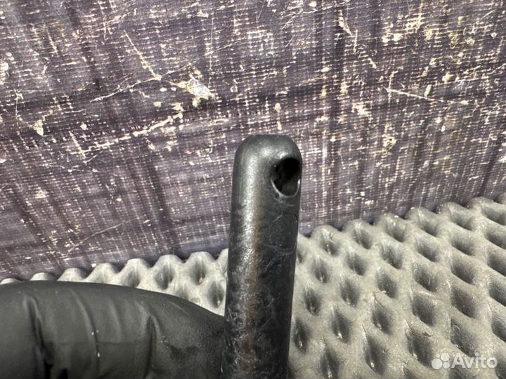 Направляющая диска Audi A4 B6 AMB 2004