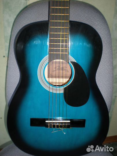 Гитара Star Sun, чехол, медиаторы, струны la bella