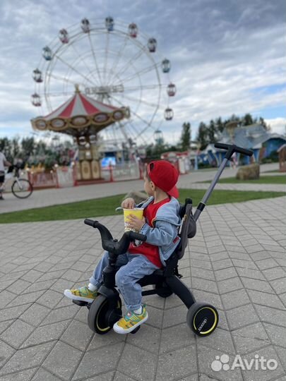 Складной трехколесный велосипед Doona